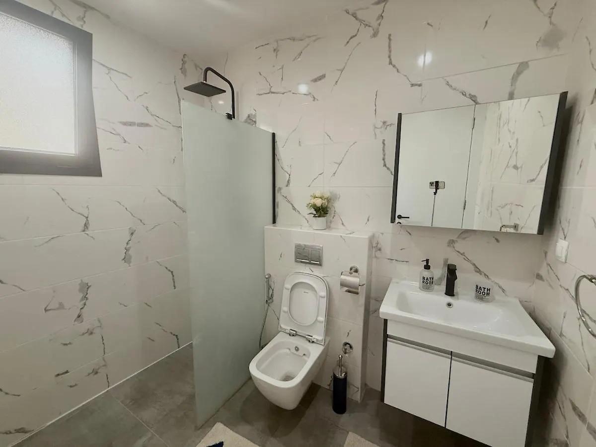 Beautiful Apartment At Point E, Dakar 0*,